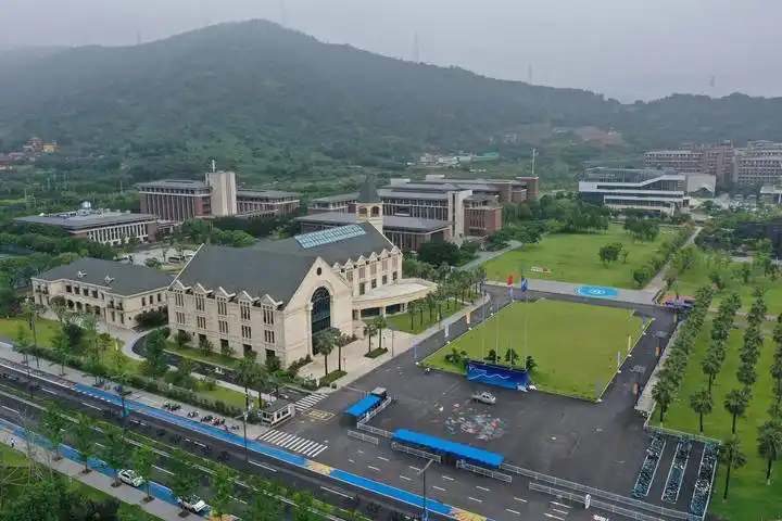 Building a Constructive China-U.S. Relationship of Strategic Stability 